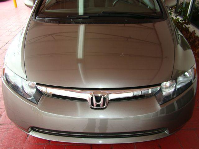 Honda Civic 2007 photo 2