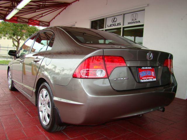 Honda Civic 2007 photo 4