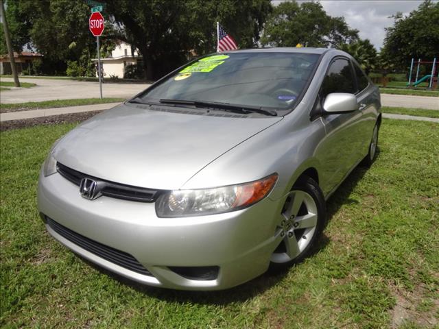 Honda Civic 2007 photo 3