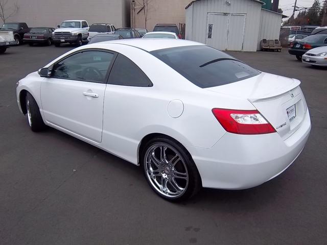 Honda Civic 4WD Eddie Bauer Coupe