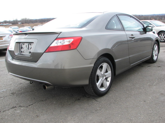 Honda Civic 2007 photo 2