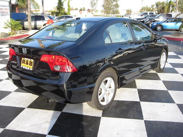 Honda Civic 2007 photo 1