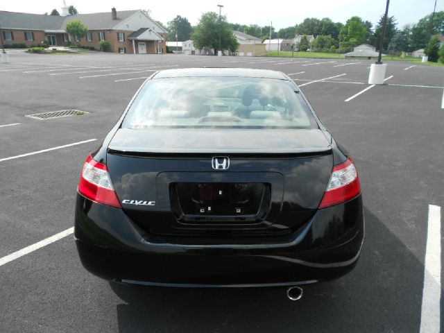 Honda Civic 4DR SE Coupe