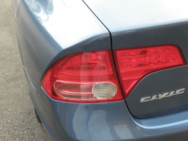 Honda Civic 2007 photo 2