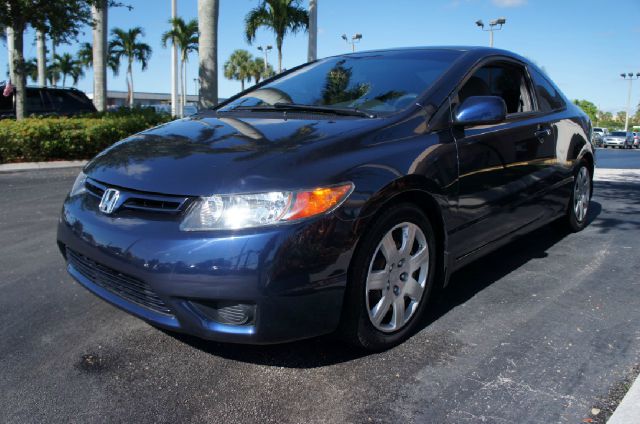 Honda Civic 2dr Reg Cab 120.5 WB Coupe