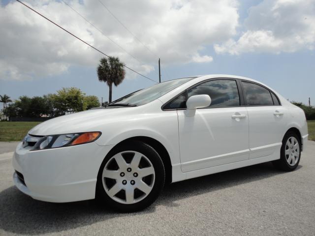 Honda Civic 2007 photo 2