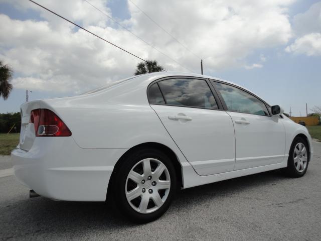 Honda Civic Elk Conversion Van Sedan