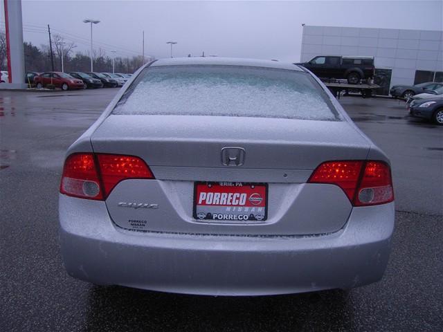 Honda Civic 2007 photo 3