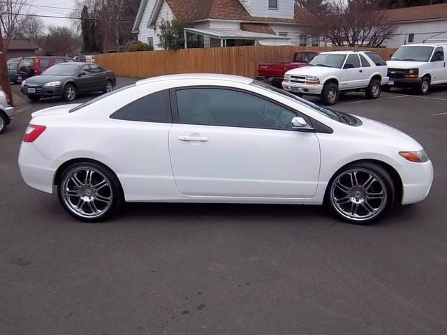 Honda Civic 4WD Eddie Bauer Coupe