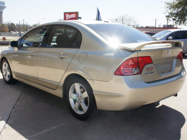 Honda Civic 2007 photo 1
