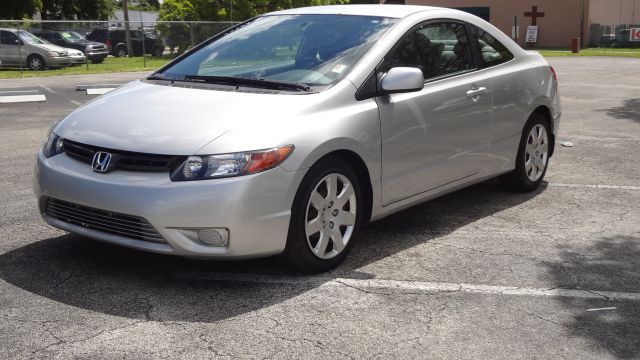 Honda Civic 2007 photo 4