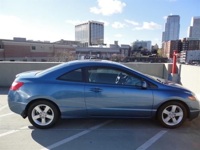 Honda Civic 2007 photo 2