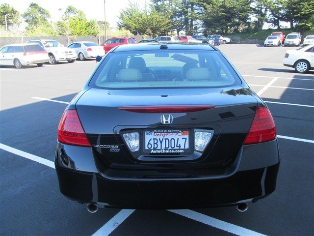 Honda Civic 2007 photo 3