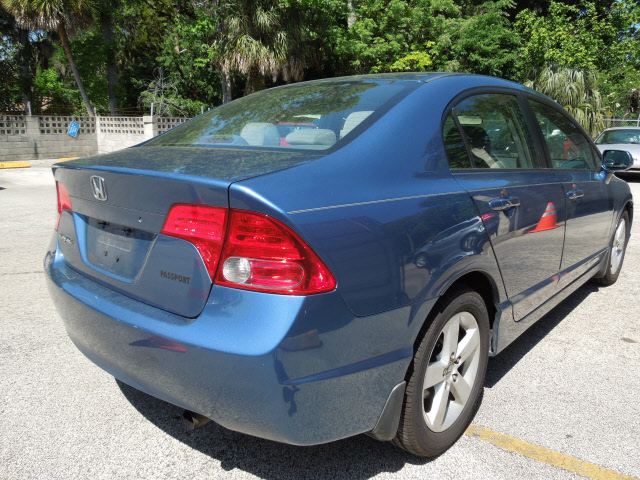 Honda Civic 2007 photo 4
