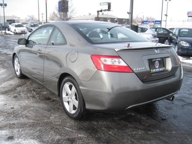 Honda Civic 2007 photo 2