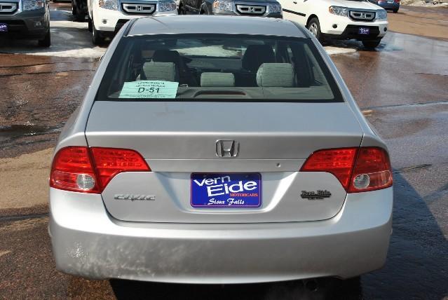 Honda Civic 2007 photo 2
