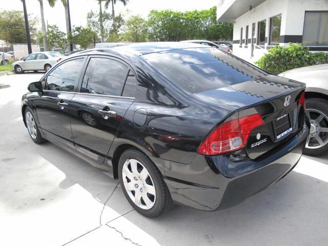 Honda Civic 2007 photo 4