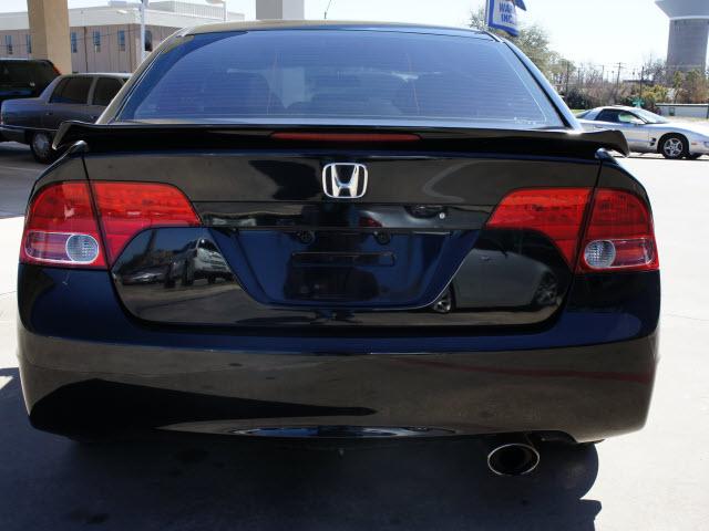 Honda Civic 2007 photo 4
