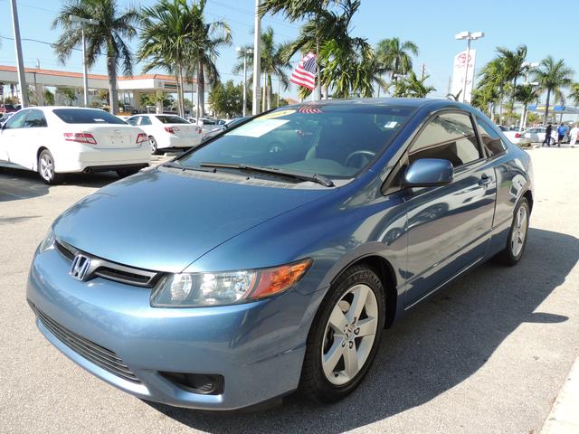 Honda Civic 2008 photo 3