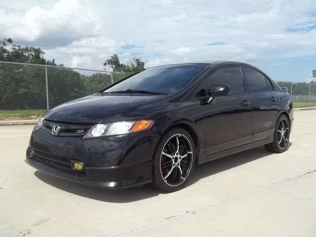 Honda Civic XLT ~ 3rd Row Sunroof 4x4 Sedan