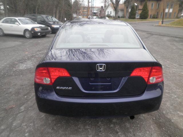 Honda Civic 2008 photo 2