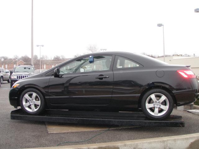 Honda Civic 2008 photo 2