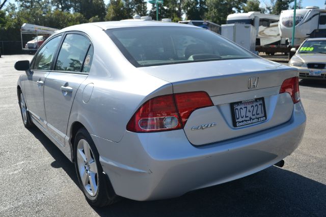 Honda Civic 3.5L RWD Sedan