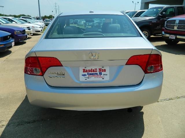 Honda Civic 2008 photo 4