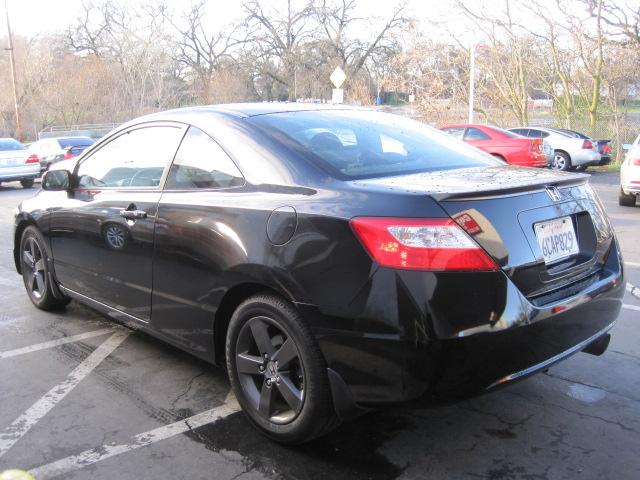 Honda Civic 2008 photo 2
