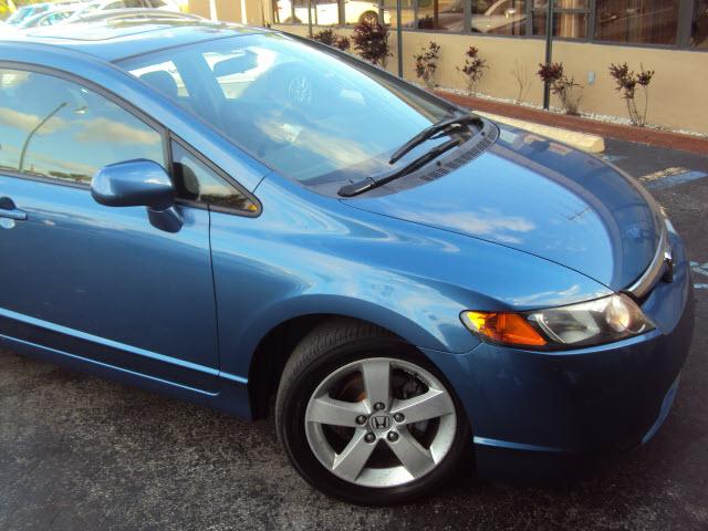 Honda Civic 2008 photo 1