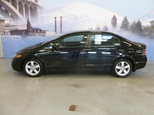 Honda Civic 2008 photo 2