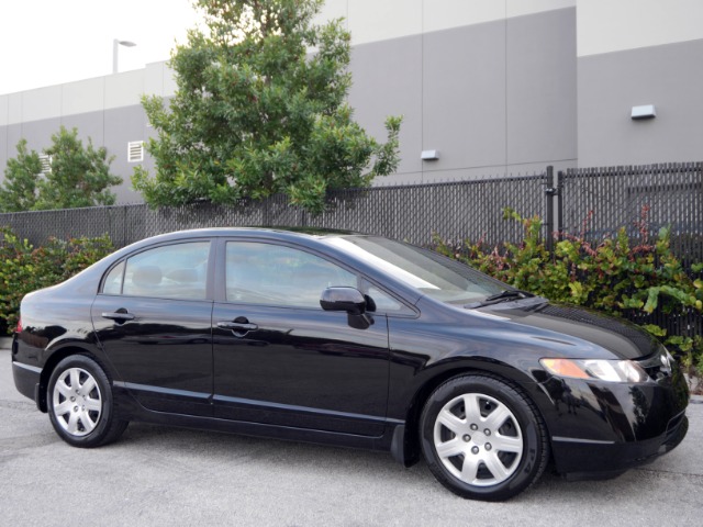Honda Civic 2008 photo 2