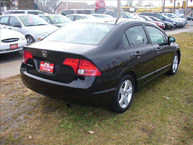 Honda Civic Z85 LS Sedan