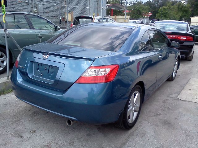 Honda Civic 2008 photo 2