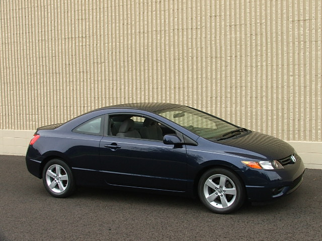 Honda Civic 2008 photo 2