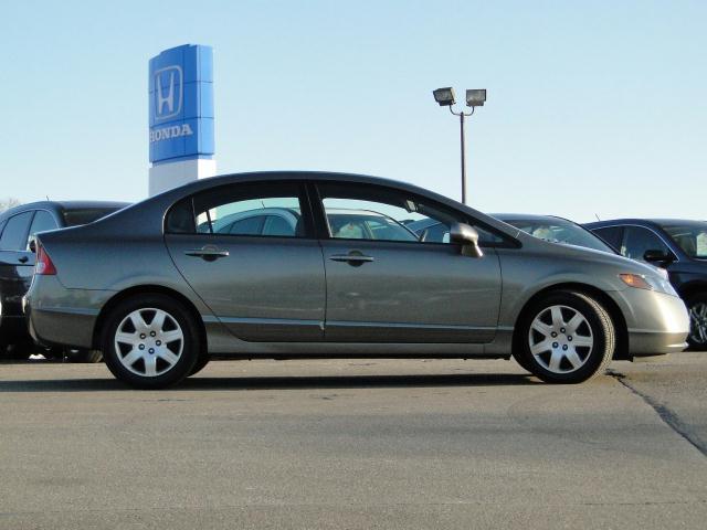 Honda Civic 2008 photo 2