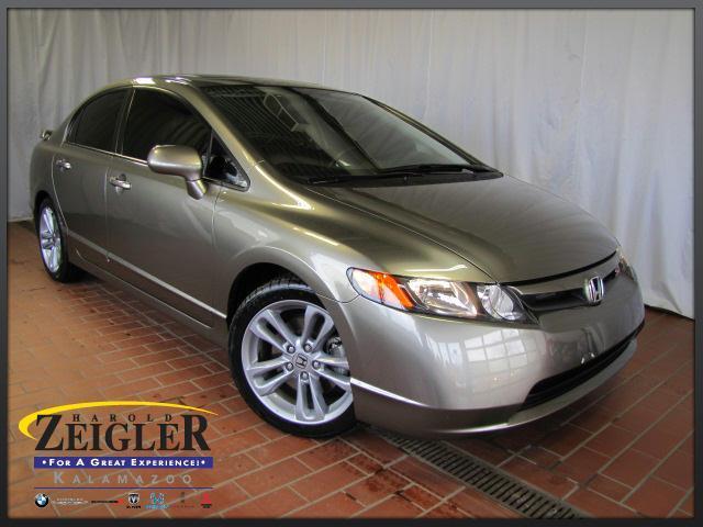 Honda Civic Grande Sedan