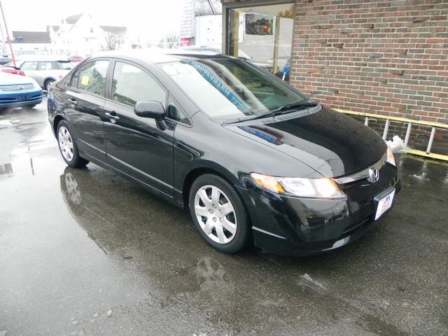 Honda Civic 2dr Reg Cab 120.5 WB Sedan
