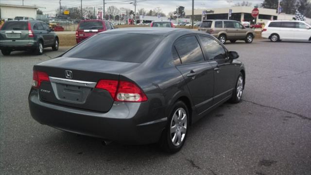 Honda Civic Double Cab SR5 Sedan