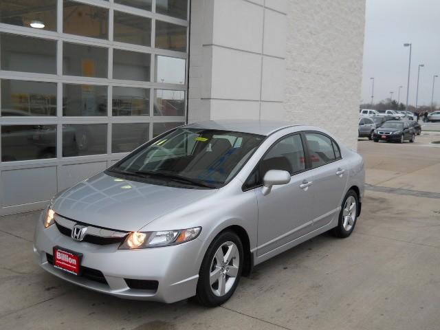 Honda Civic C230 Sports Coupe 2dr Hatchback Sedan