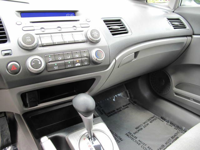 Honda Civic 2010 photo 2