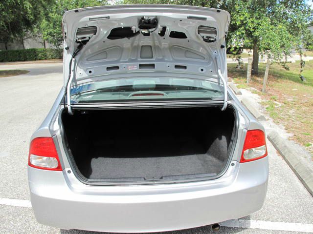 Honda Civic 2010 photo 32