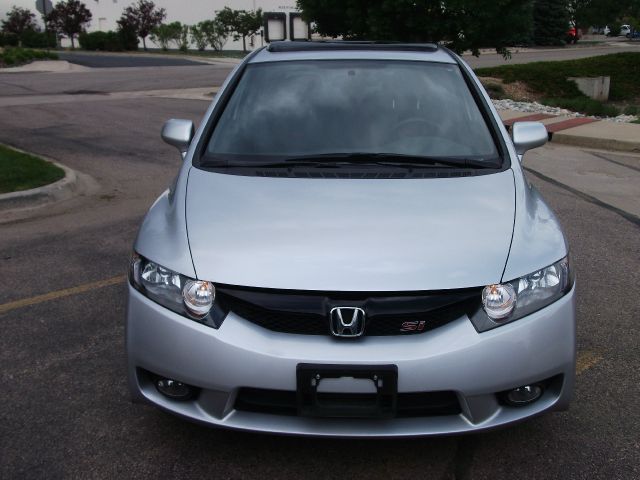 Honda Civic 2010 photo 2
