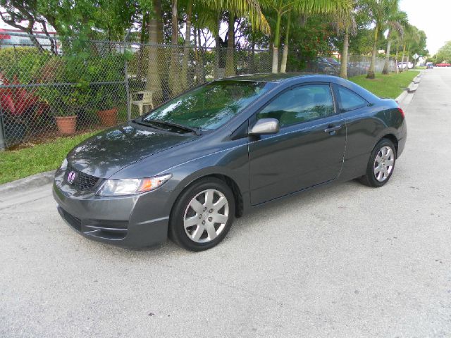 Honda Civic 2010 photo 1