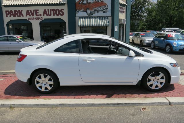 Honda Civic 2010 photo 1