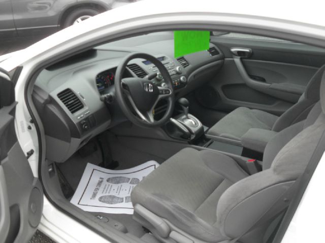 Honda Civic 2010 photo 1