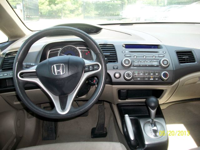 Honda Civic Edge Plus 4X4 Sedan