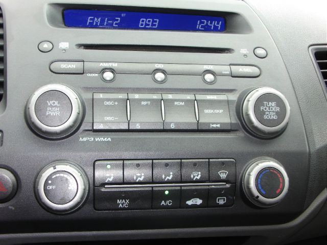 Honda Civic 2010 photo 2