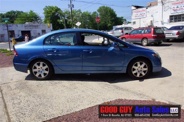 Honda Civic 2010 photo 1