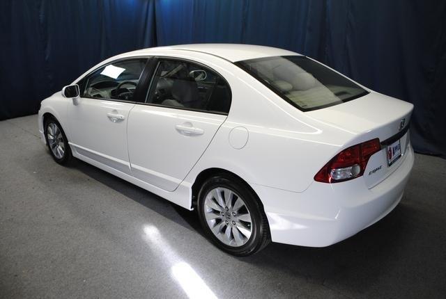 Honda Civic 2011 photo 2